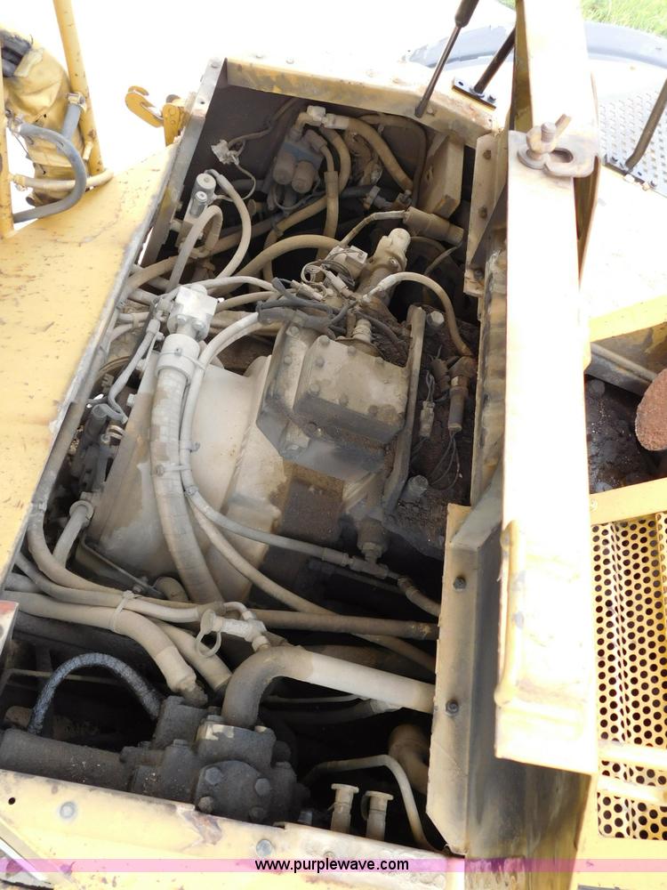 image for item K7176 1998 Caterpillar D400E articulated haul truck