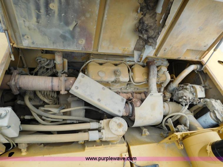 image for item K7176 1998 Caterpillar D400E articulated haul truck