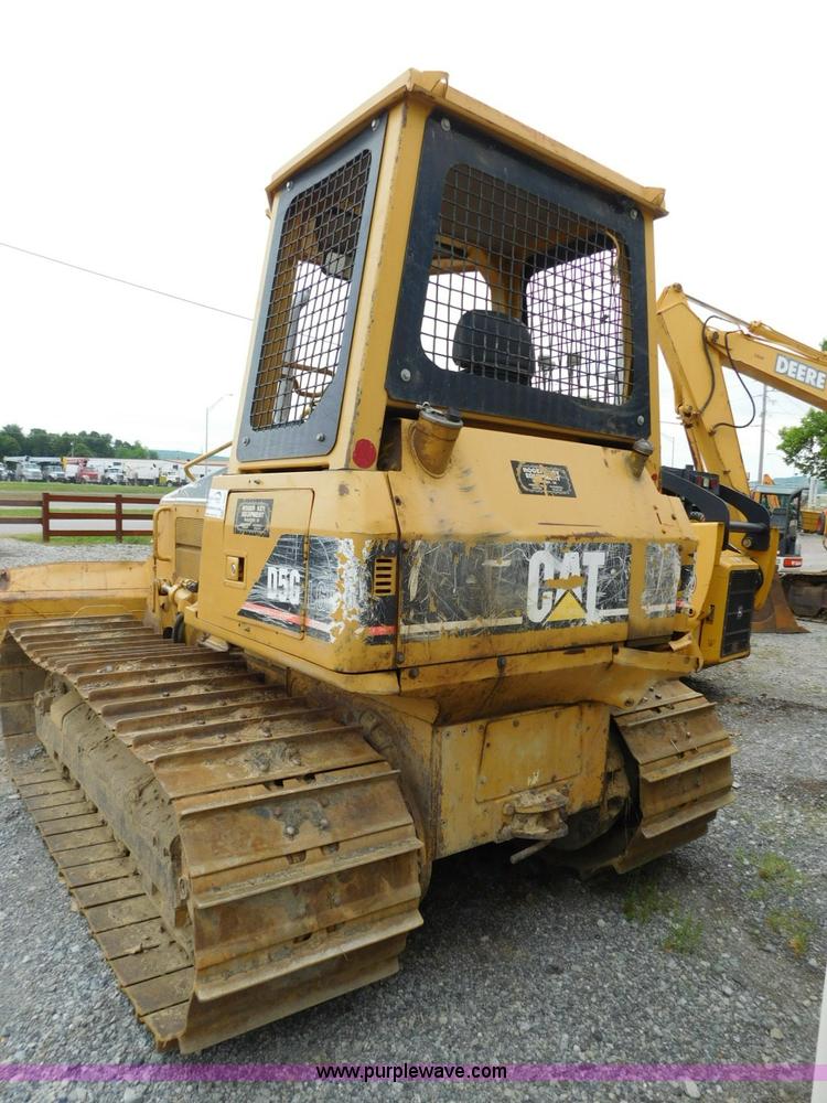 image for item L5847 2004 Caterpillar D5G LGP dozer