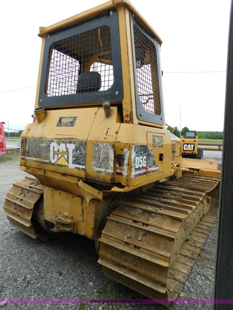 image for item L5847 2004 Caterpillar D5G LGP dozer