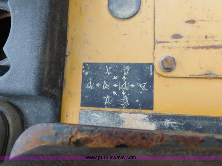 image for item L5847 2004 Caterpillar D5G LGP dozer