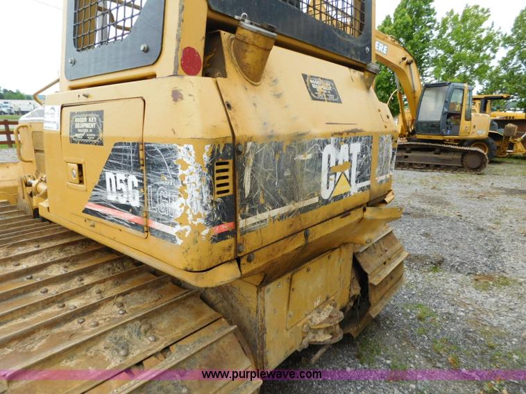 image for item L5847 2004 Caterpillar D5G LGP dozer
