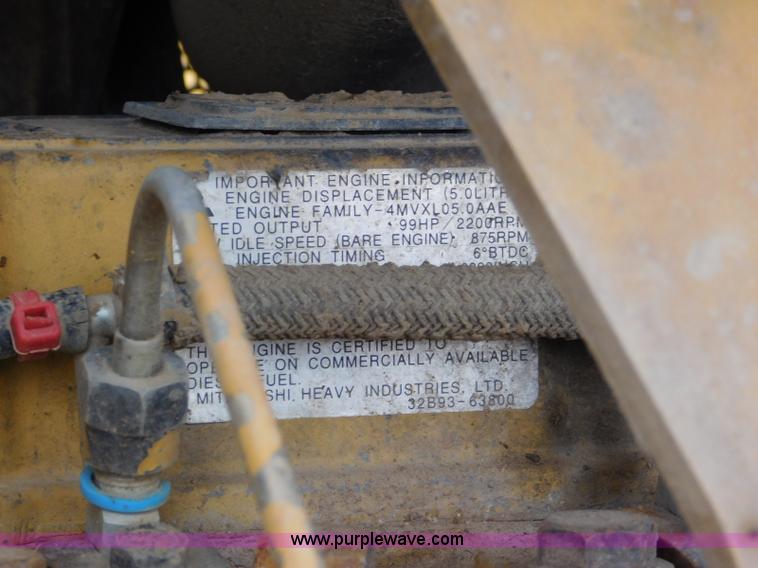 image for item L5847 2004 Caterpillar D5G LGP dozer