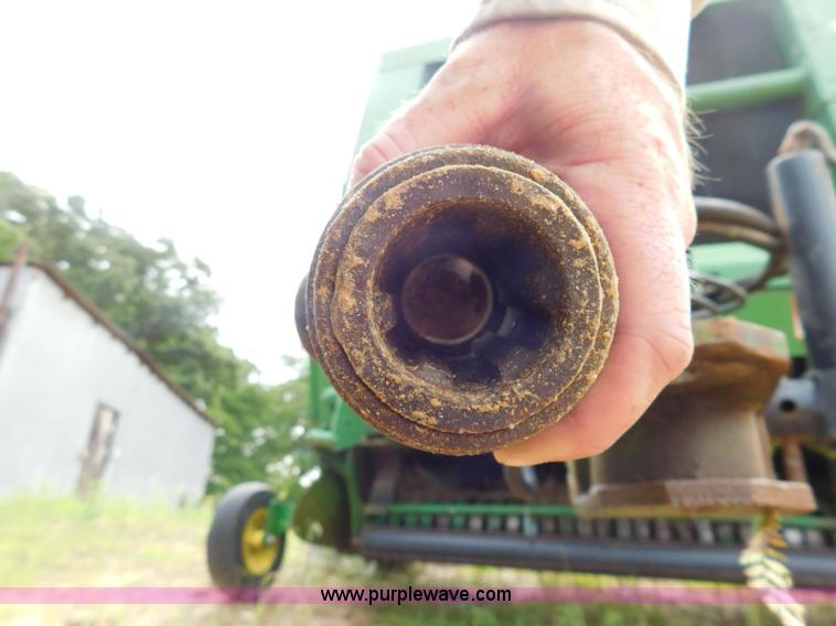 image for item L5850 2008 John Deere 568 Mega Wide Plus round baler