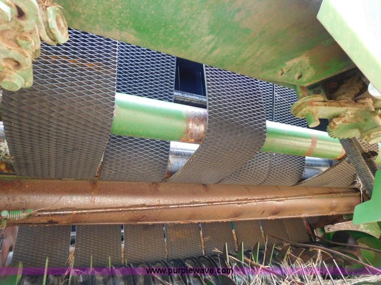 image for item L5850 2008 John Deere 568 Mega Wide Plus round baler