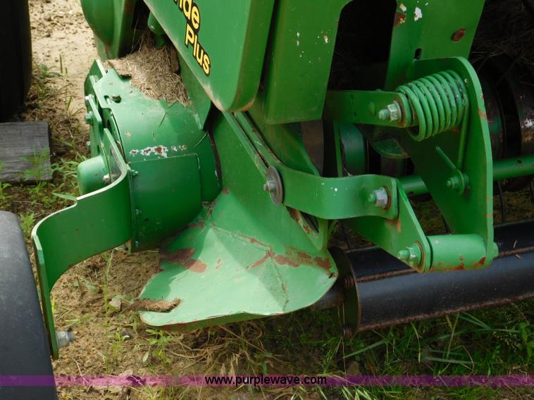 image for item L5850 2008 John Deere 568 Mega Wide Plus round baler