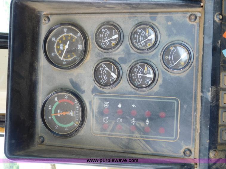 image for item L5851 1999 Caterpillar 627F conventional scraper