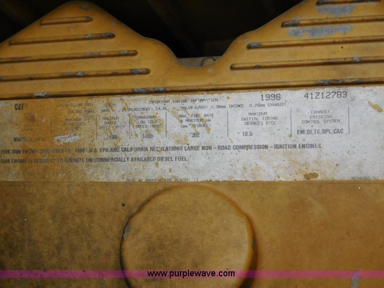 image for item L5851 1999 Caterpillar 627F conventional scraper