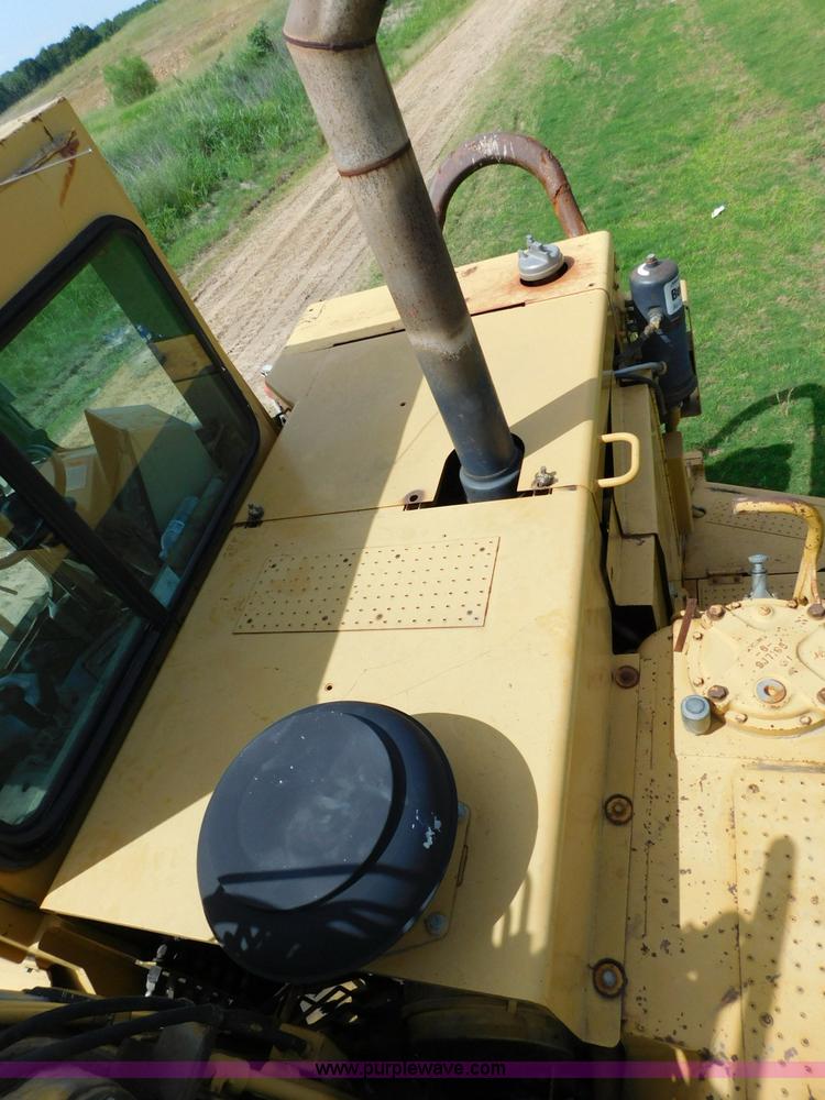 image for item L5851 1999 Caterpillar 627F conventional scraper