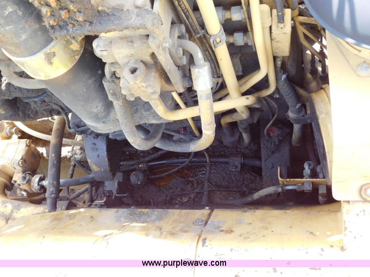 image for item L5851 1999 Caterpillar 627F conventional scraper