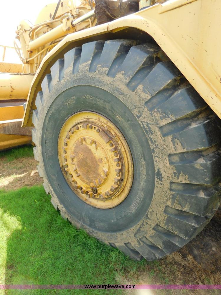 image for item L5851 1999 Caterpillar 627F conventional scraper