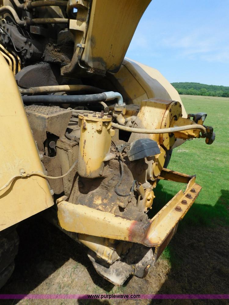 image for item L5851 1999 Caterpillar 627F conventional scraper