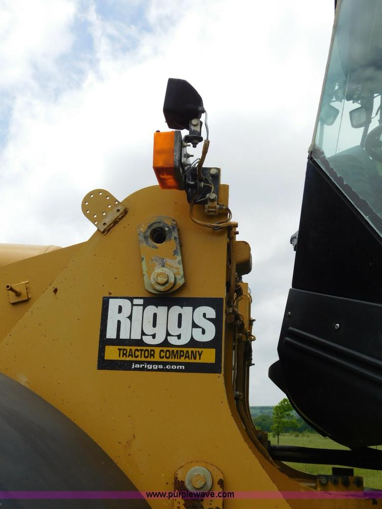 image for item L5852 2004 Caterpillar 972G Series II wheel loader