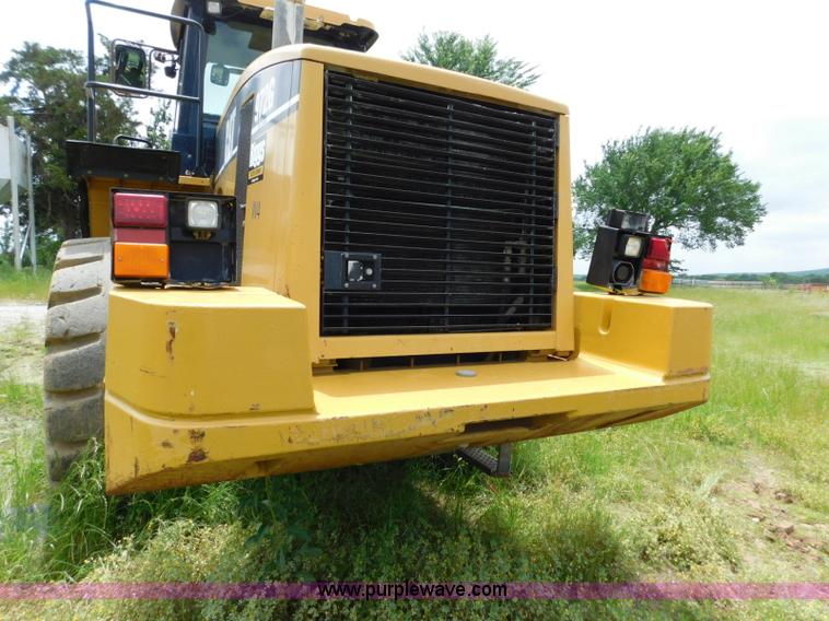 image for item L5852 2004 Caterpillar 972G Series II wheel loader