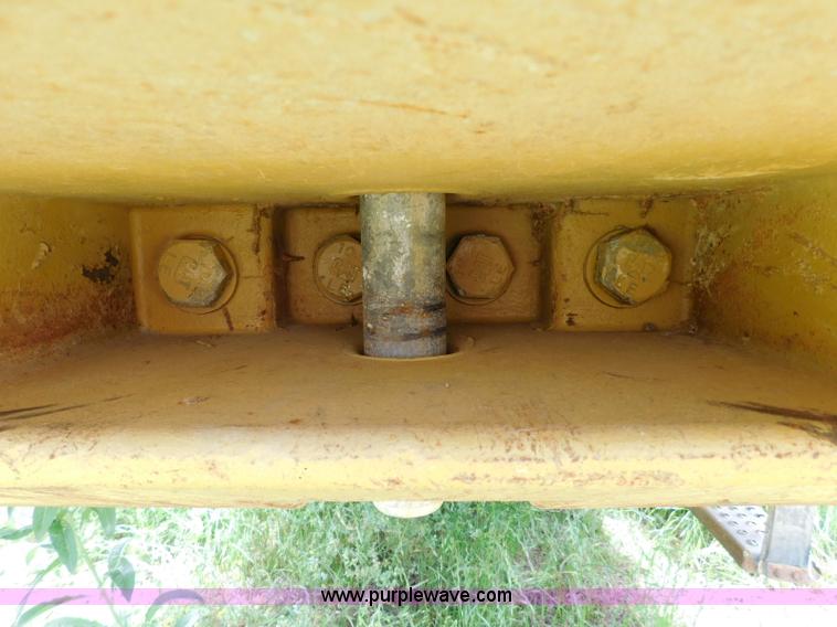 image for item L5852 2004 Caterpillar 972G Series II wheel loader