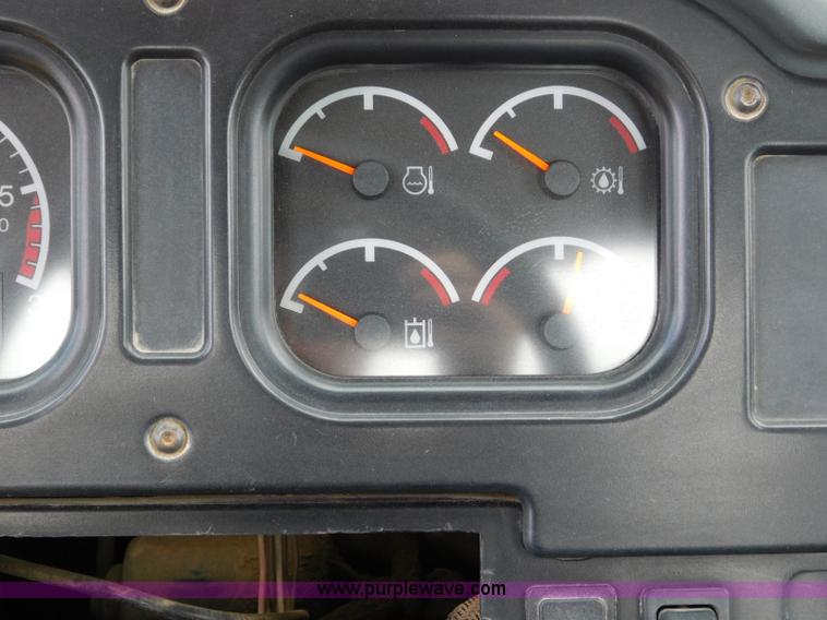 image for item L5852 2004 Caterpillar 972G Series II wheel loader