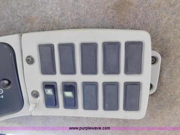 image for item L5852 2004 Caterpillar 972G Series II wheel loader