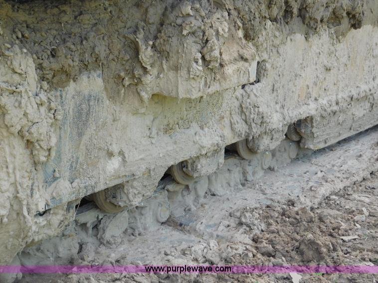 image for item L5853 2005 Caterpillar 330C L excavator