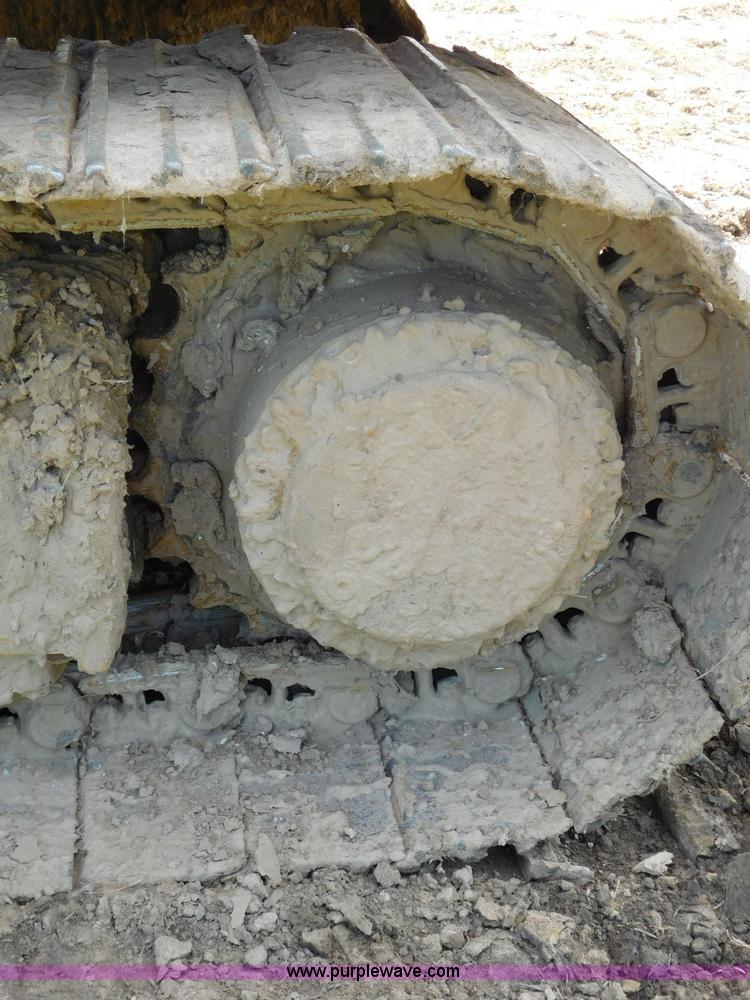 image for item L5853 2005 Caterpillar 330C L excavator