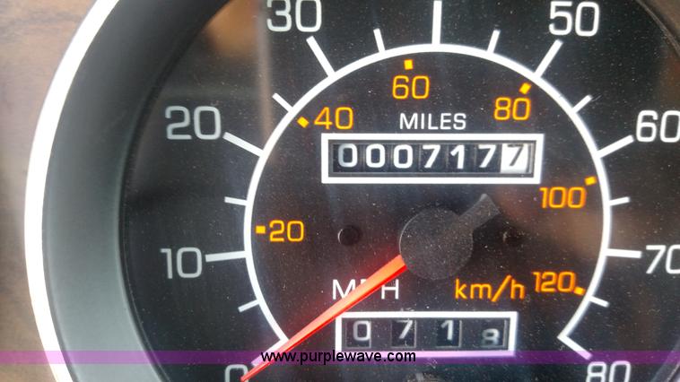 image for item BY9256 1992 Kenworth T800 semi truck