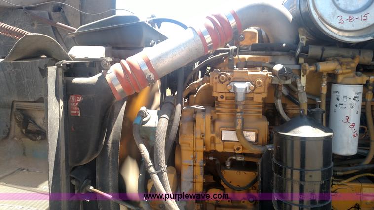 image for item BY9256 1992 Kenworth T800 semi truck