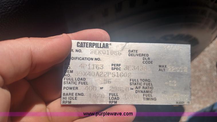 image for item BY9256 1992 Kenworth T800 semi truck