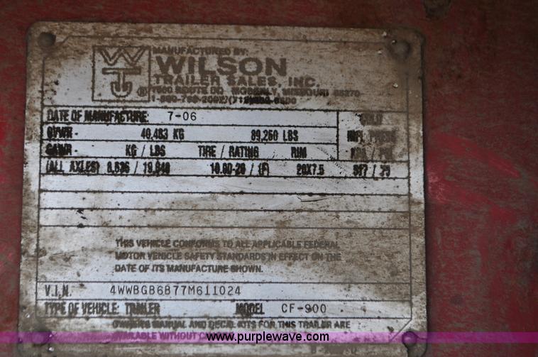 image for item G7330 2007 Wilson CF900 flatbed trailer