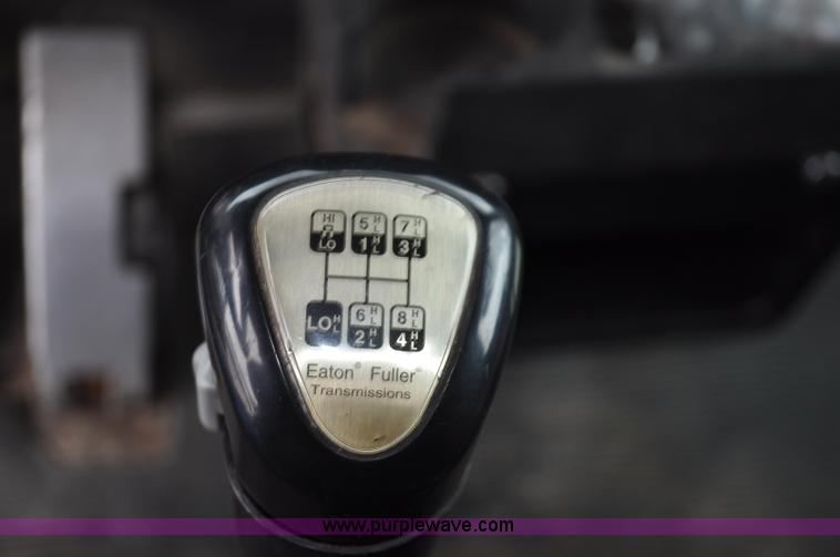 image for item G7405 1999 Kenworth W900 semi truck