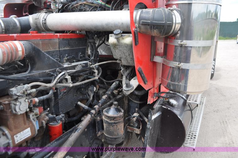 image for item G7405 1999 Kenworth W900 semi truck