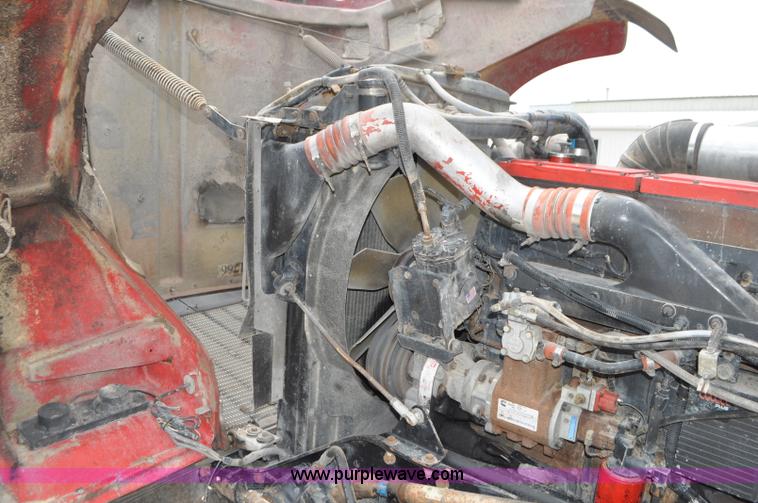 image for item G7405 1999 Kenworth W900 semi truck