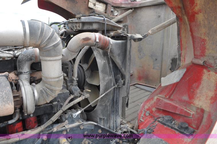 image for item G7405 1999 Kenworth W900 semi truck