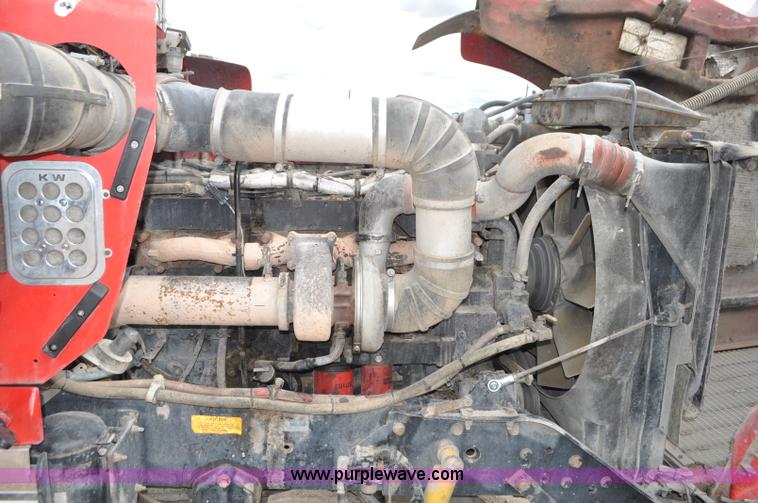 image for item G7405 1999 Kenworth W900 semi truck