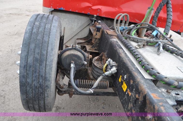 image for item G7405 1999 Kenworth W900 semi truck