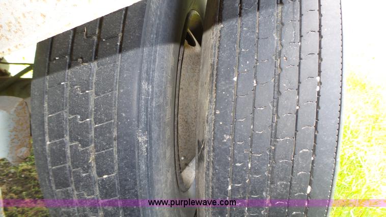 image for item H1182 1980 Star Craft grain trailer