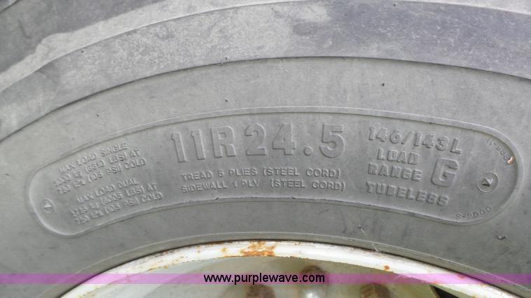 image for item H1182 1980 Star Craft grain trailer