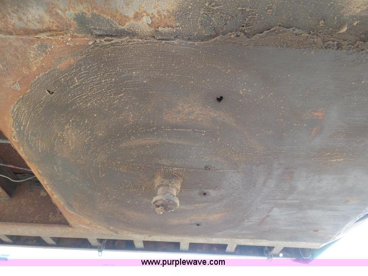 image for item J6181 1993 Fontaine FTW flatbed trailer