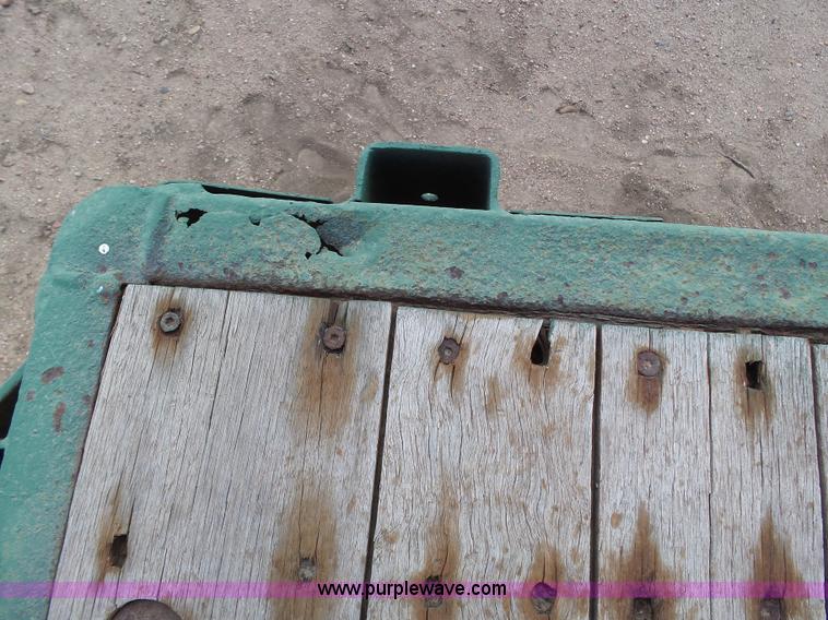 image for item J6181 1993 Fontaine FTW flatbed trailer