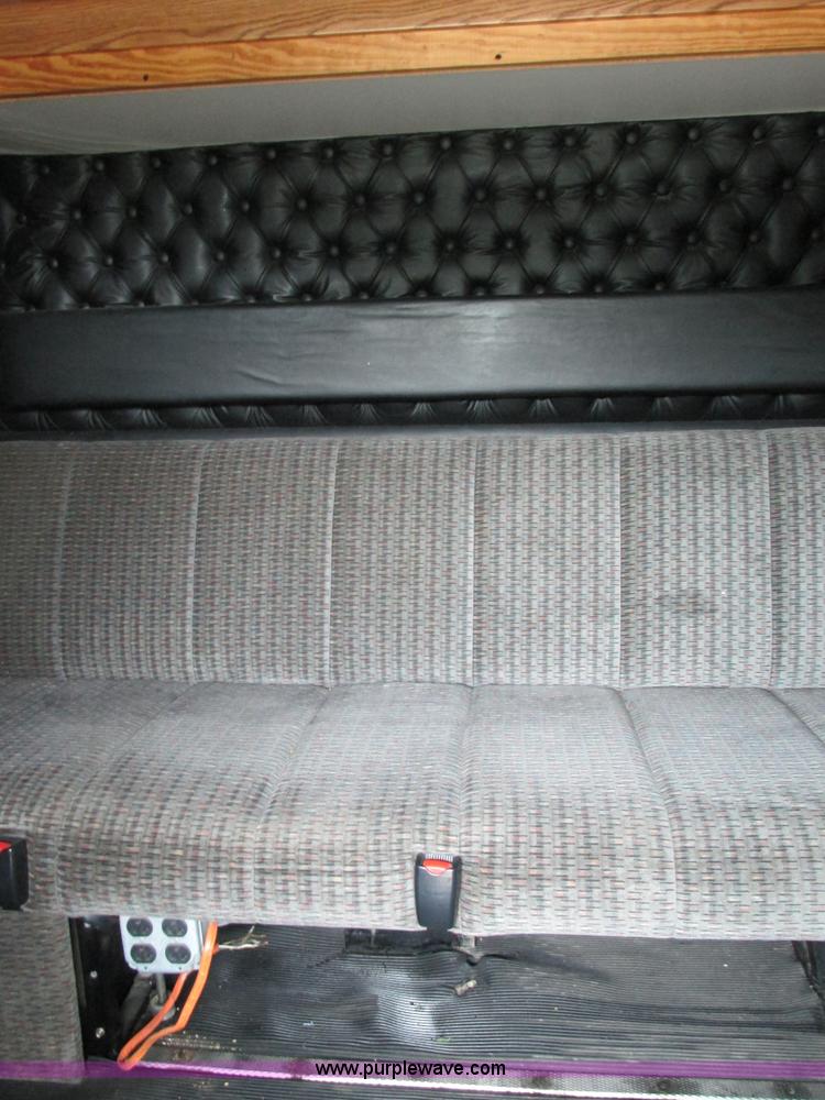 image for item K1392 2000 Kenworth T800B semi truck