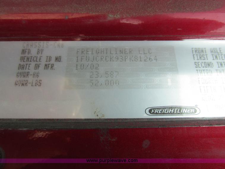 image for item K1394 2003 Freightliner Coronado semi truck