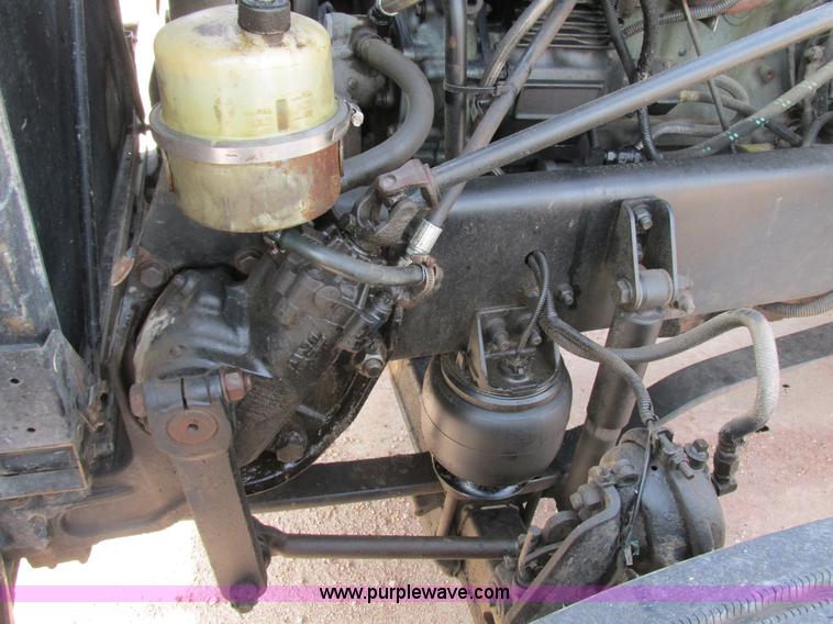 image for item K1394 2003 Freightliner Coronado semi truck