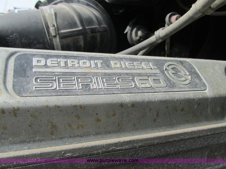 image for item K1394 2003 Freightliner Coronado semi truck