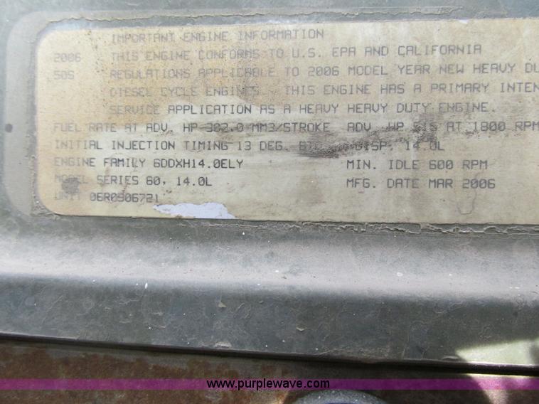 image for item K1395 2007 Freightliner ST120 semi truck