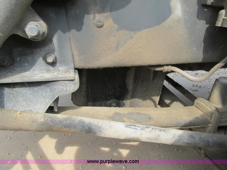 image for item K1395 2007 Freightliner ST120 semi truck