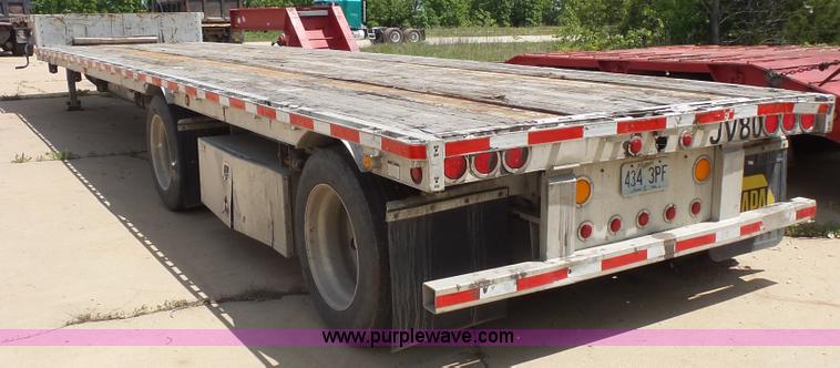 image for item K1414 2008 Reinke drop deck trailer