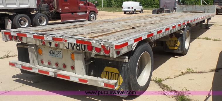 image for item K1414 2008 Reinke drop deck trailer