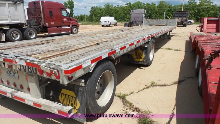 image for item K1414 2008 Reinke drop deck trailer