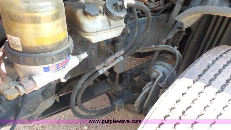 image for item K1415 2009 Freightliner Cascadia semi truck