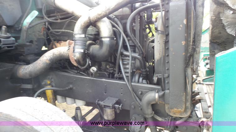 image for item K1418 1990 Freightliner FLD120 semi truck