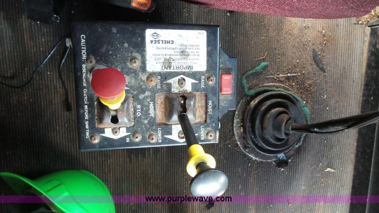 image for item K1418 1990 Freightliner FLD120 semi truck