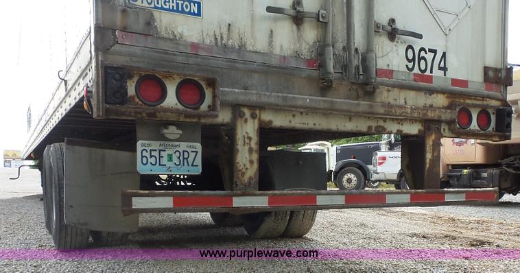 image for item K1419 2001 Stoughton AVW-535T-SCAR dry van trailer